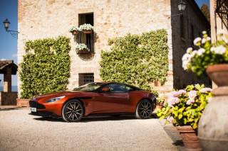 Aston Martin Db11 V12 2017