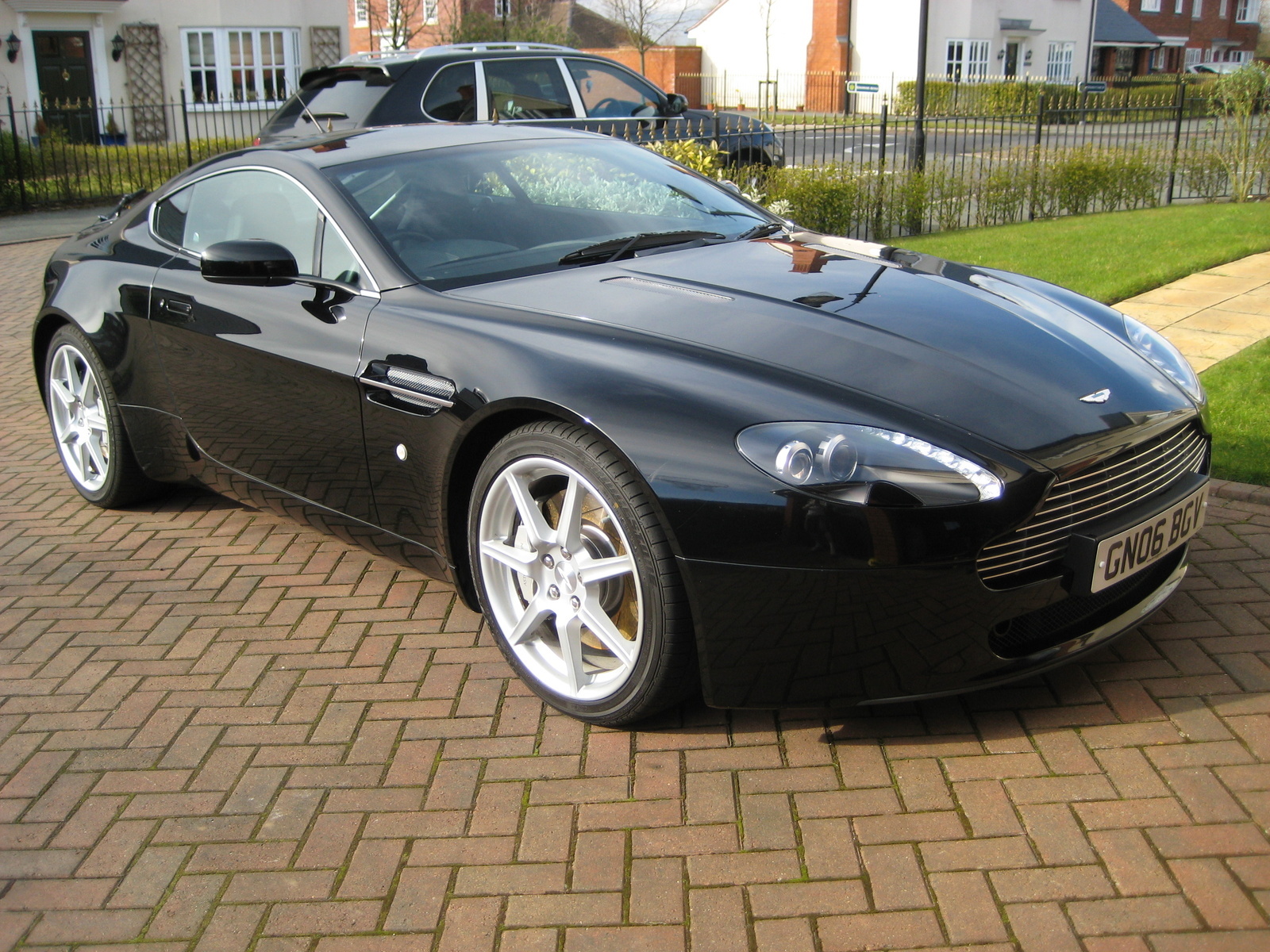Aston Martin V8 Vantage 2007