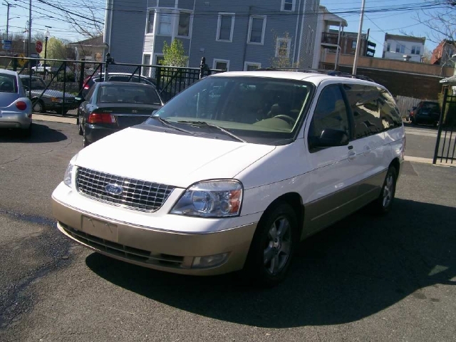 Ford Freestar Cargo Van 2004